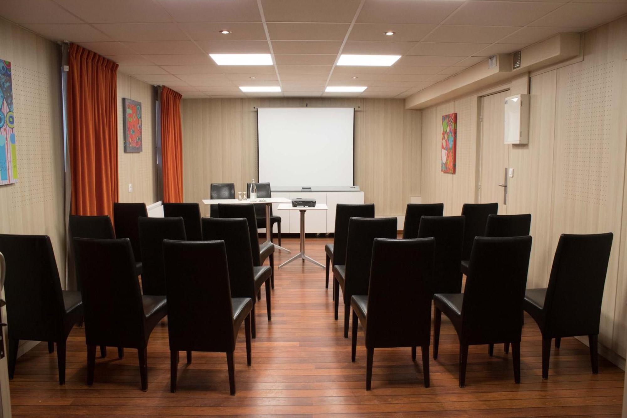 Brit Hotel Quimper Nord Ergue-Gaberic Bagian luar foto