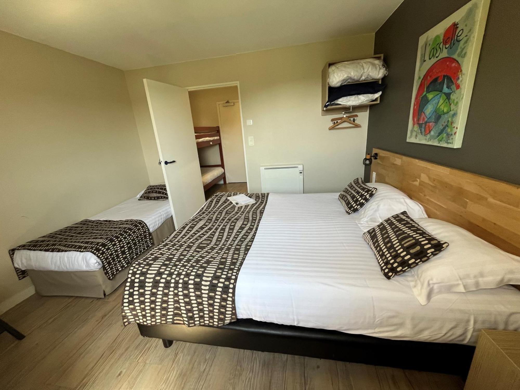 Brit Hotel Quimper Nord Ergue-Gaberic Bagian luar foto