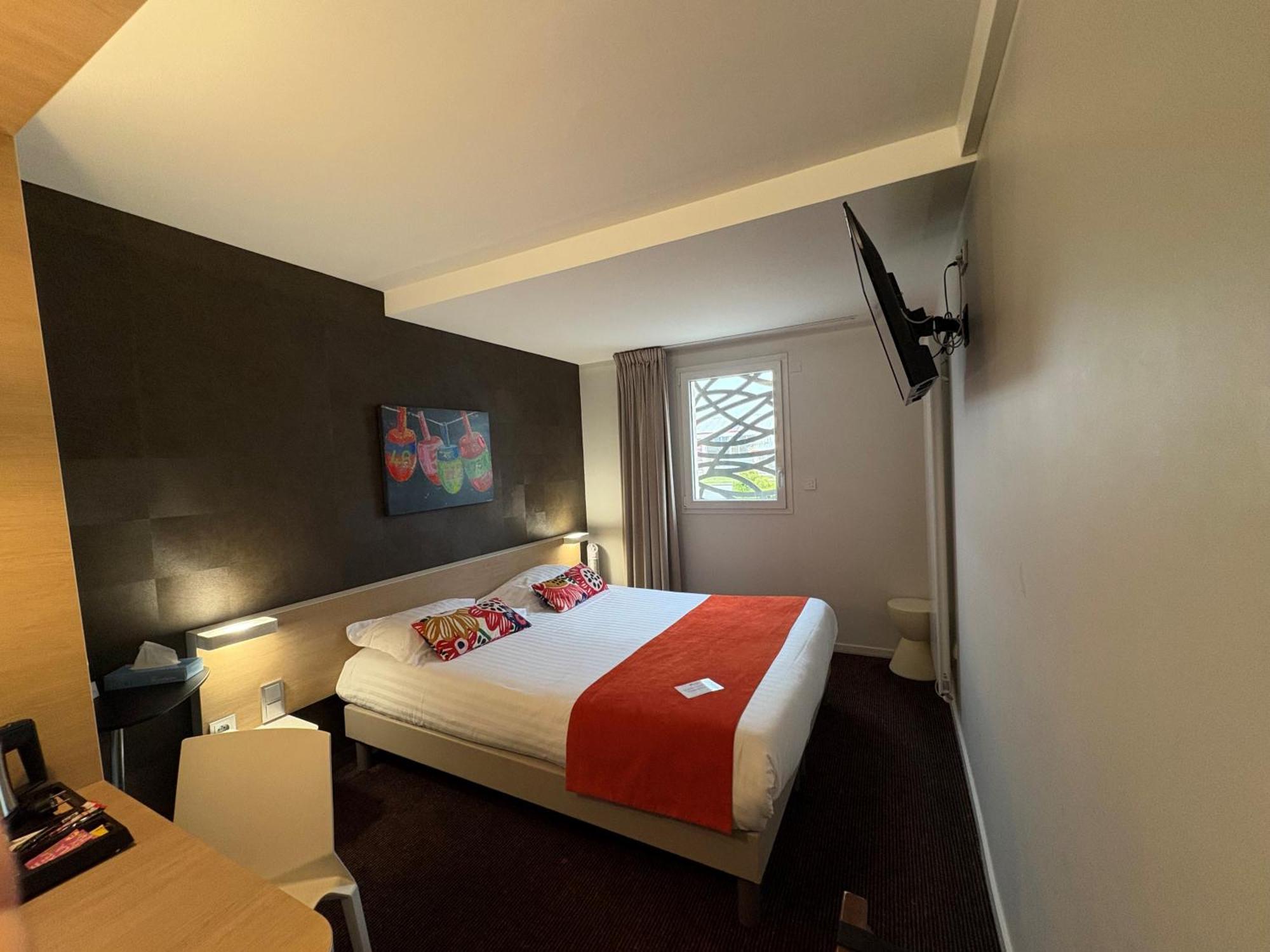 Brit Hotel Quimper Nord Ergue-Gaberic Bagian luar foto